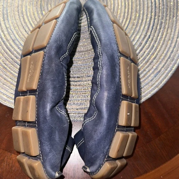 Blue Prada Loafers EU 39 - Picture 9 of 15